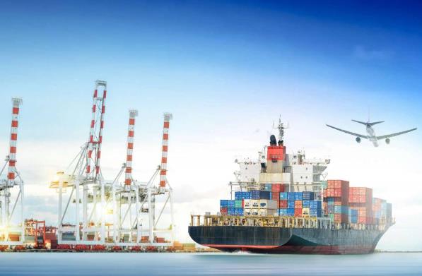 5000噸的散貨船成為了航運業界矚目的焦點